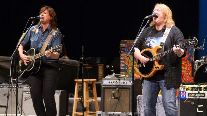 Drive-In Concert: Indigo Girls at Ameris Bank Amphitheatre