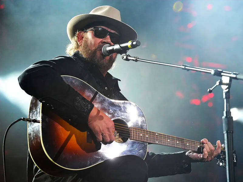 Hank Williams Jr. & Old Crow Medicine Show at Ameris Bank Amphitheatre