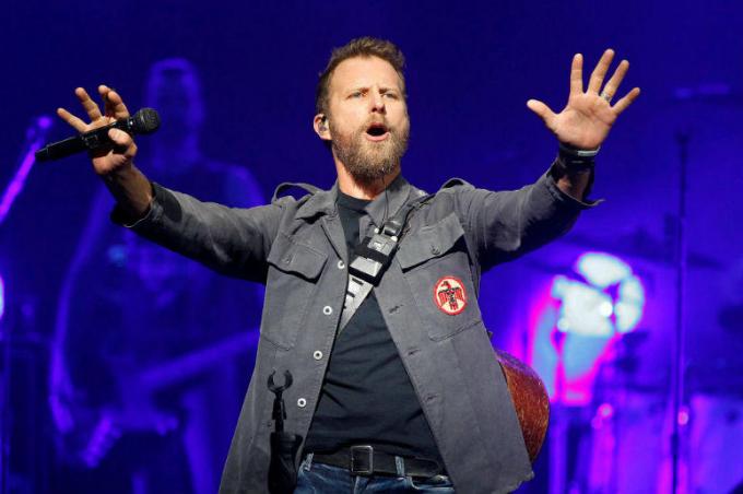 Dierks Bentley, Jon Pardi & Tenille Townes at Verizon Wireless Amphitheatre at Encore Park