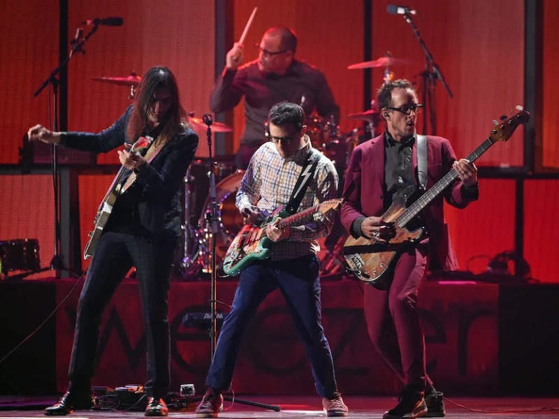 Weezer, Future Islands & Joyce Manor at Ameris Bank Amphitheatre