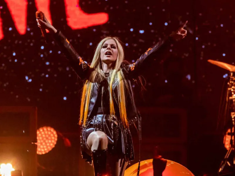 Avril Lavigne tickets